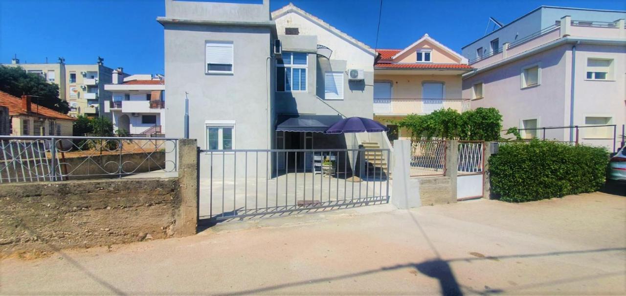 Apartment Fain - Private Parking Zára Kültér fotó